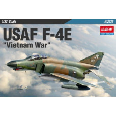 Academy Plastic model Plane USAF F-4E Vietnam War 1/32